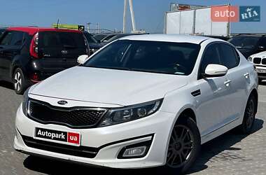 Седан Kia K5 2014 в Львове