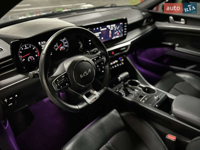 Седан Kia K5 2021 в Киеве