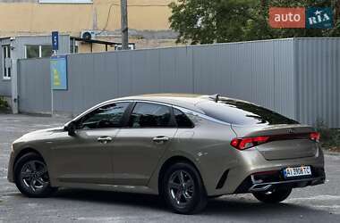 Седан Kia K5 2021 в 