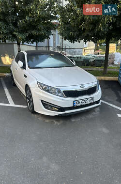 Седан Kia K5 2012 в Киеве