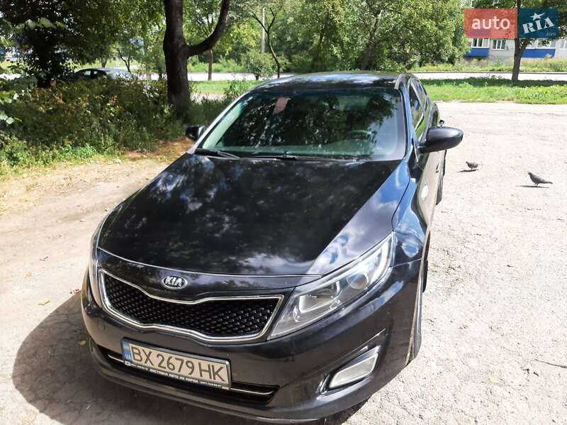 Седан Kia K5 2014 в Каменец-Подольском