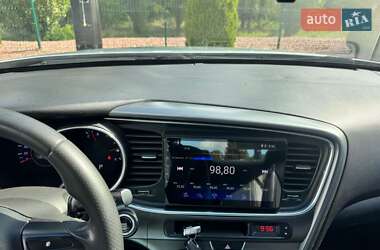 Седан Kia K5 2013 в 