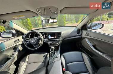 Седан Kia K5 2013 в 