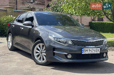 Седан Kia K5 2016 в 
