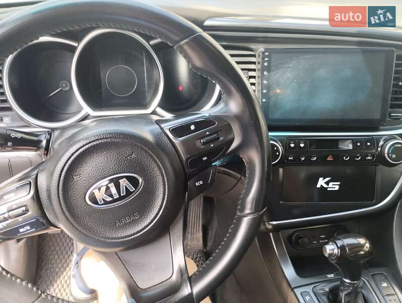Седан Kia K5 2015 в Переяславі