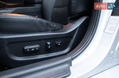 Седан Kia K5 2015 в 