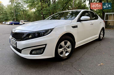 Седан Kia K5 2014 в 