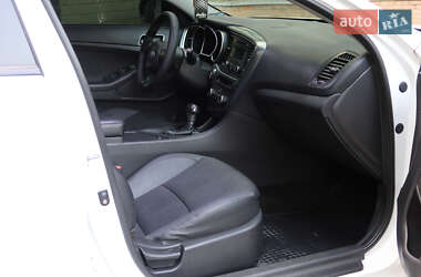Седан Kia K5 2014 в 