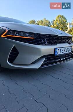 Седан Kia K5 2021 в 