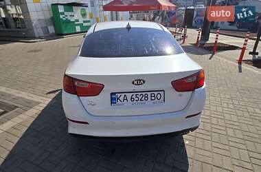 Седан Kia K5 2014 в 