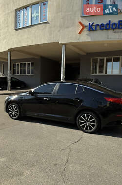 Седан Kia K5 2013 в 