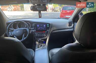Седан Kia K5 2010 в 