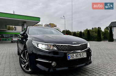 Седан Kia K5 2016 в Виннице