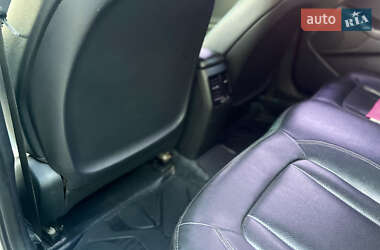 Седан Kia K5 2013 в 
