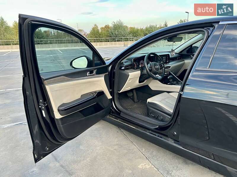 Седан Kia K5 2020 в Киеве