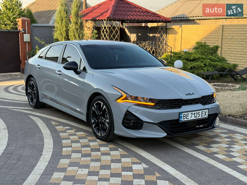 Седан Kia K5 2021 в Николаеве