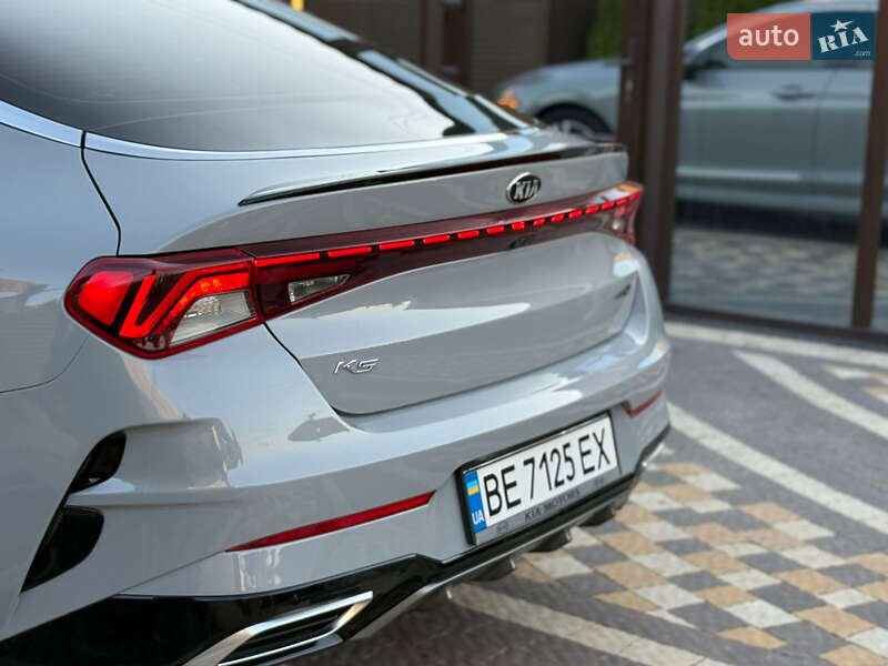 Седан Kia K5 2021 в Николаеве