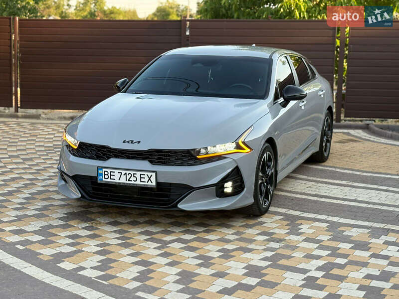 Седан Kia K5 2021 в Николаеве