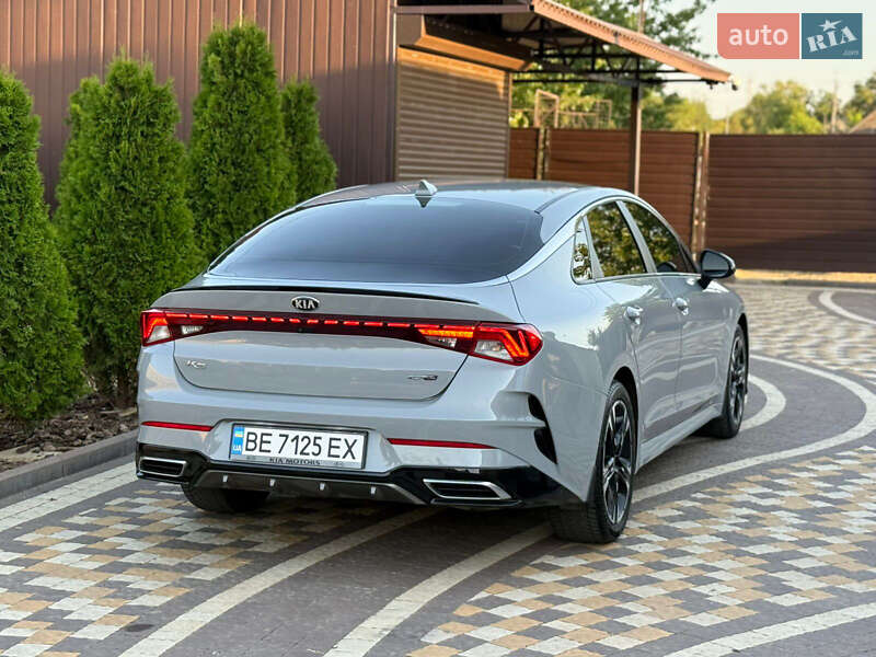 Седан Kia K5 2021 в Николаеве