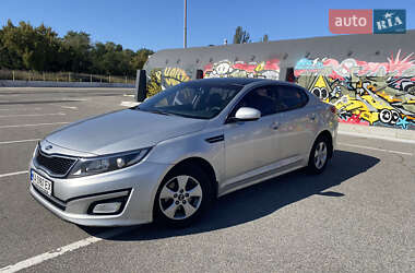 Седан Kia K5 2014 в 