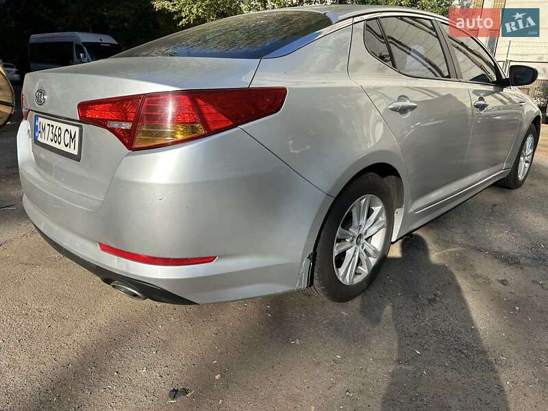 Седан Kia K5 2012 в Києві