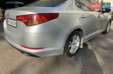 Седан Kia K5 2012 в 