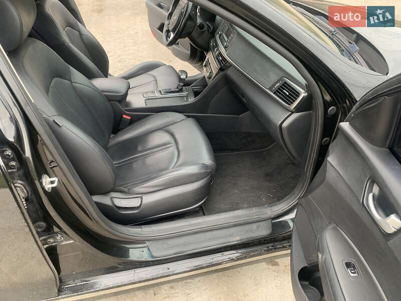Седан Kia K5 2017 в Броварах