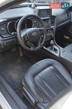 Седан Kia K5 2013 в 