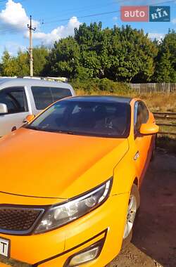 Седан Kia K5 2014 в Одессе