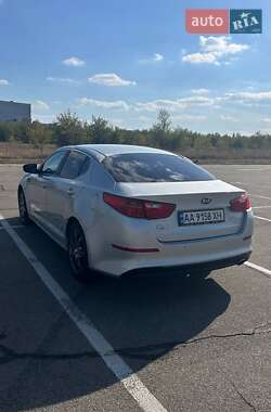 Седан Kia K5 2014 в 