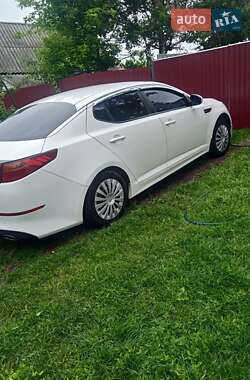Седан Kia K5 2014 в 