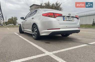 Седан Kia K5 2012 в 
