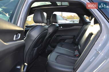 Седан Kia K5 2020 в 