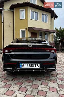 Седан Kia K5 2020 в 