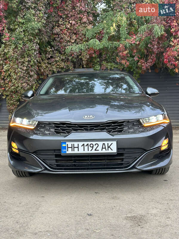 Седан Kia K5 2020 в 