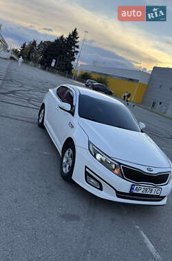 Седан Kia K5 2014 в 