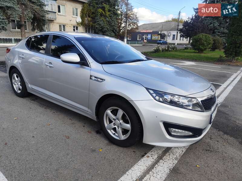 Kia K5 2011