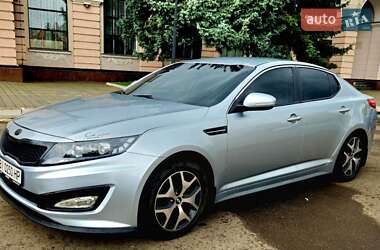 Седан Kia K5 2013 в Знаменке