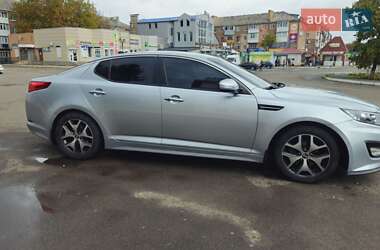 Седан Kia K5 2013 в 