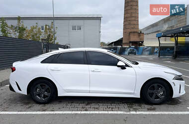 Седан Kia K5 2021 в  фото 10 Седан Kia K5 2021 в