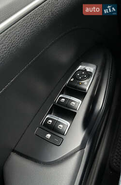 Седан Kia K5 2021 в  фото 26 Седан Kia K5 2021 в