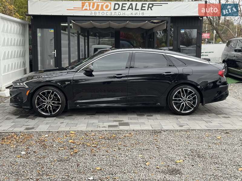 Седан Kia K5 2023 в Києві