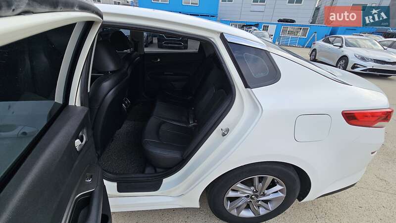 Седан Kia K5 2018 в Києві
