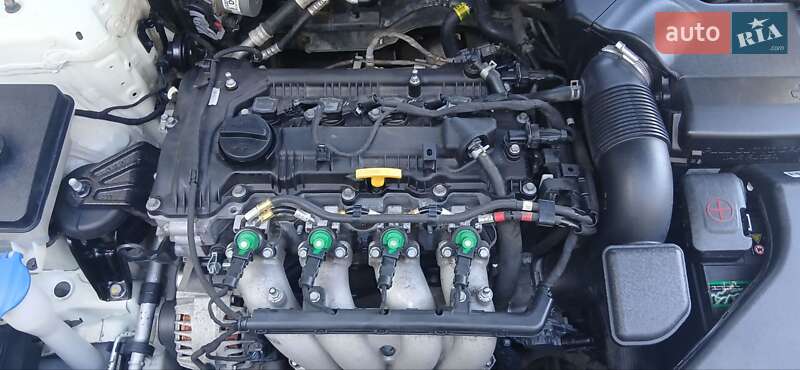 Седан Kia K5 2015 в Одесі