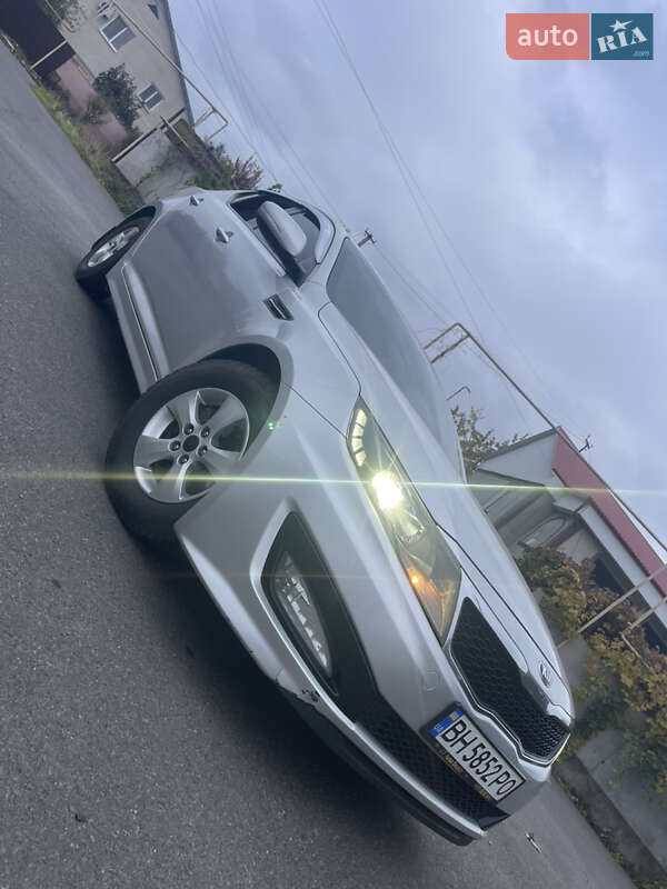 Седан Kia K5 2013 в Одесі