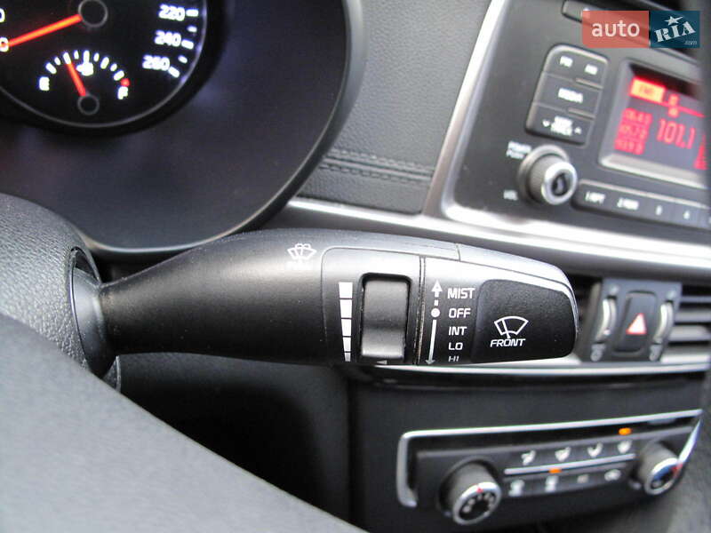 Седан Kia K5 2017 в Киеве фото 60 Седан Kia K5 2017 в Киеве
