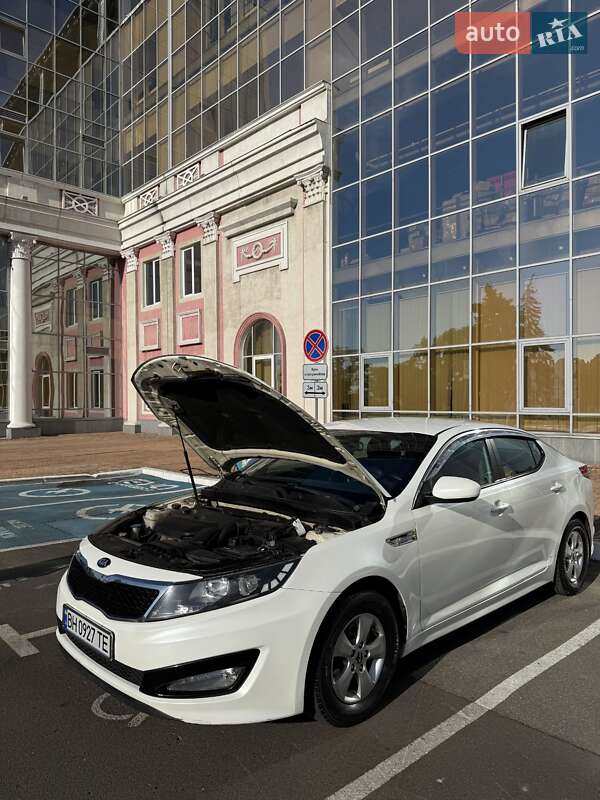 Седан Kia K5 2012 в Одесі фото 20 Седан Kia K5 2012 в Одесі
