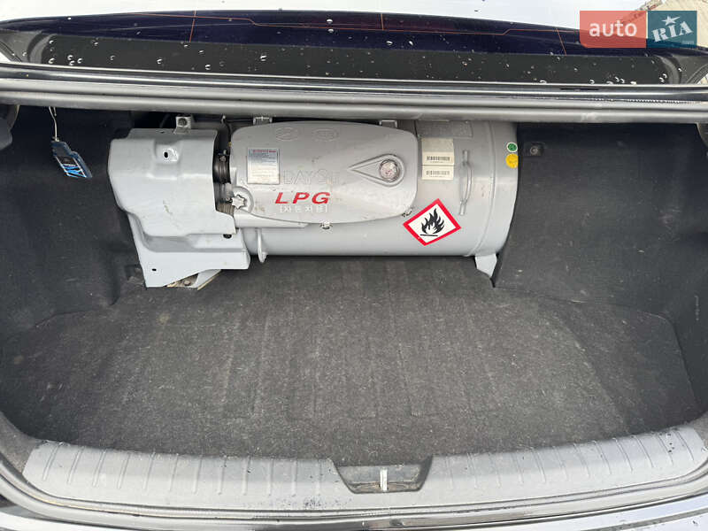 Седан Kia K5 2016 в Харькове