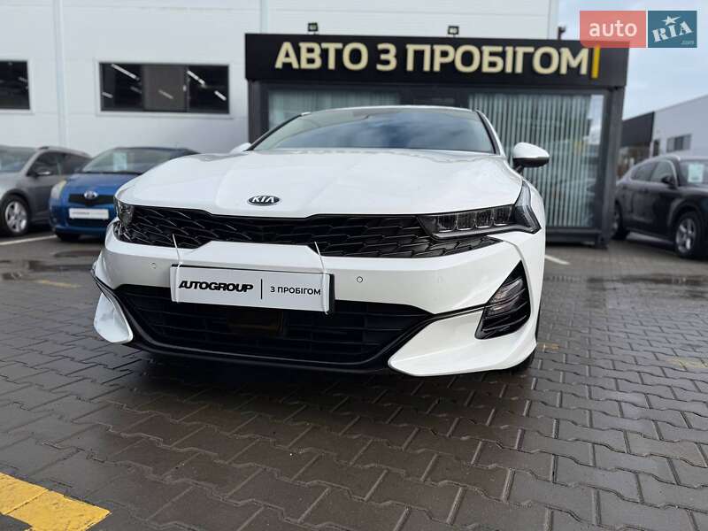 Седан Kia K5 2020 в Одессе