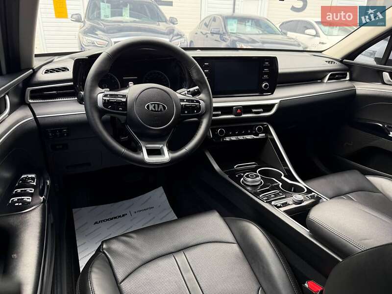 Седан Kia K5 2020 в Одессе